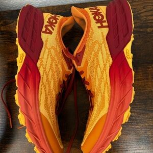 HOKA Women's Speedgoat 5 Trail Running Shoes